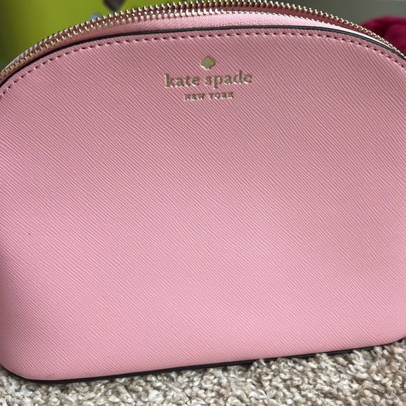 New baby pink kate spade purse! - Picture 2 of 8